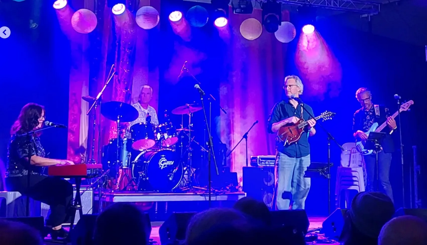 Kate Burke and band live at National Folk Festival